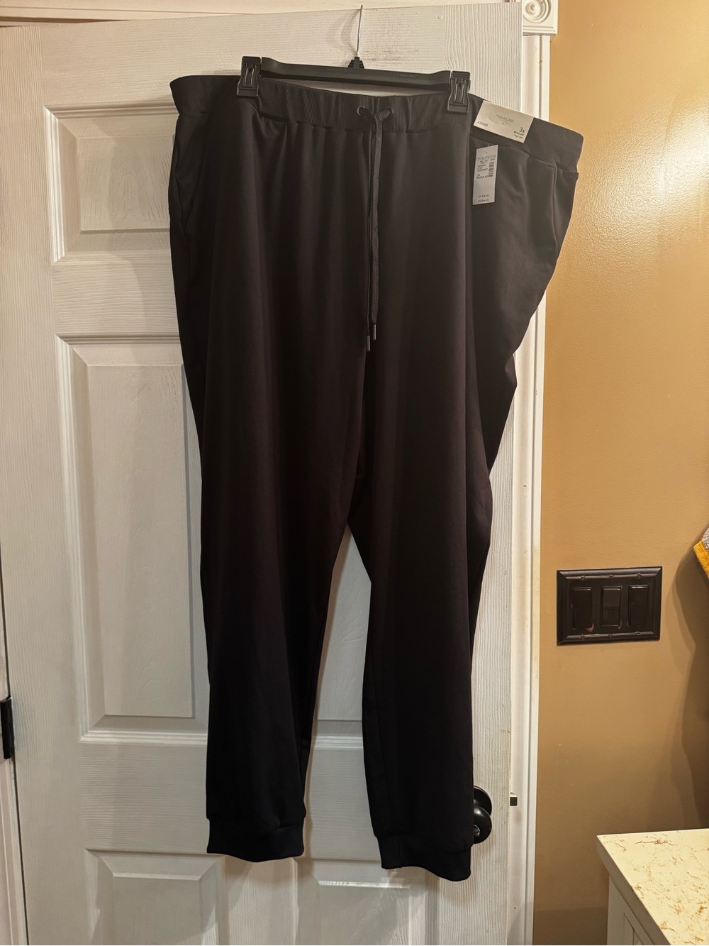 New size 3X Maurice’s joggers pants